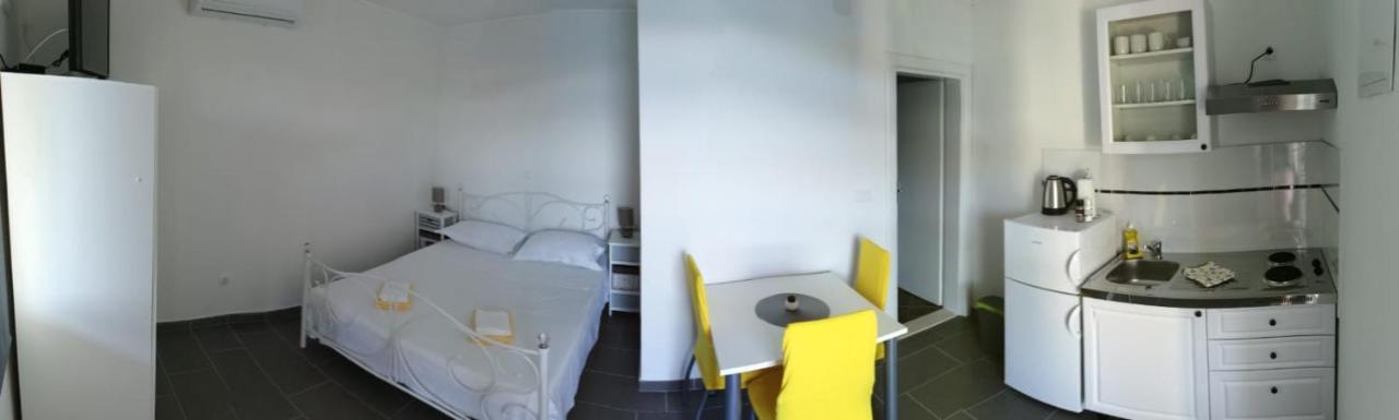 Apartmani Skalinada Марина Экстерьер фото