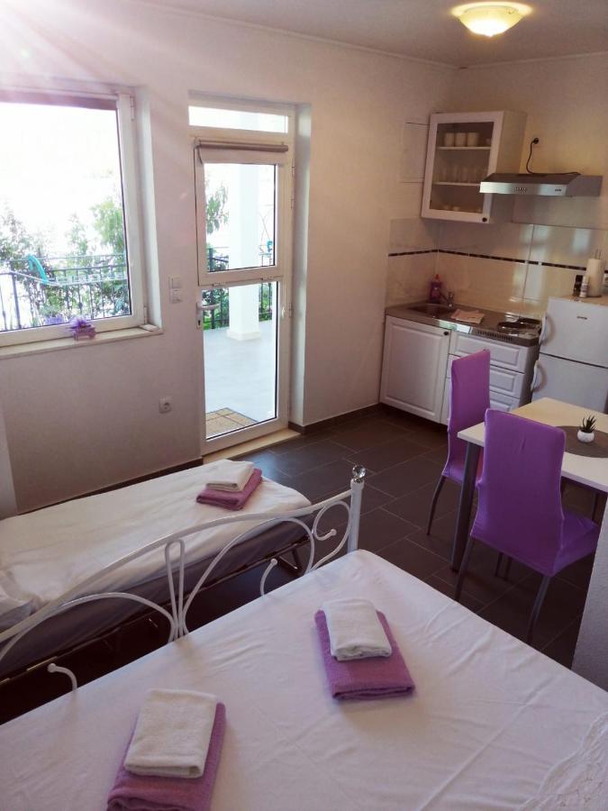 Apartmani Skalinada Марина Экстерьер фото