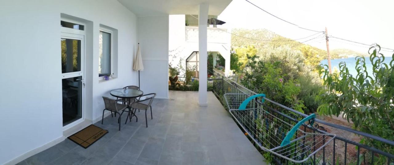 Apartmani Skalinada Марина Экстерьер фото