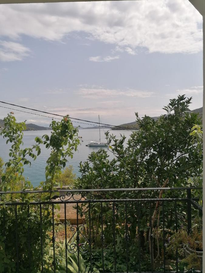 Apartmani Skalinada Марина Экстерьер фото
