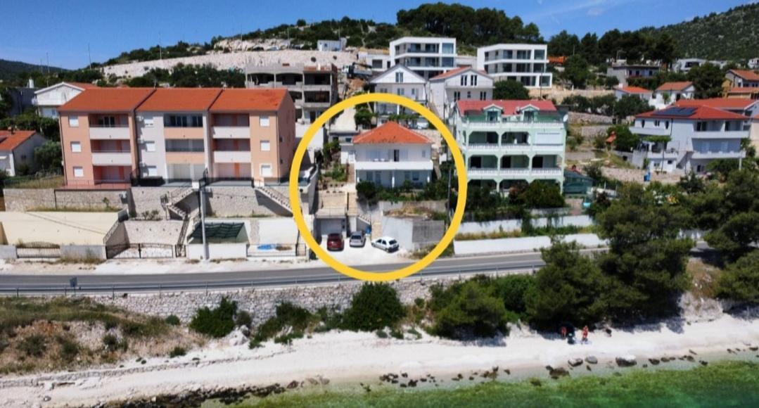 Apartmani Skalinada Марина Экстерьер фото